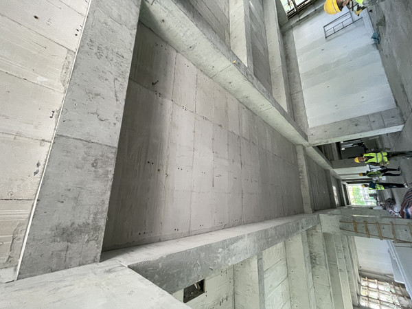 1699604809100840.jpg 現(xiàn)場施工板底_副本.jpg